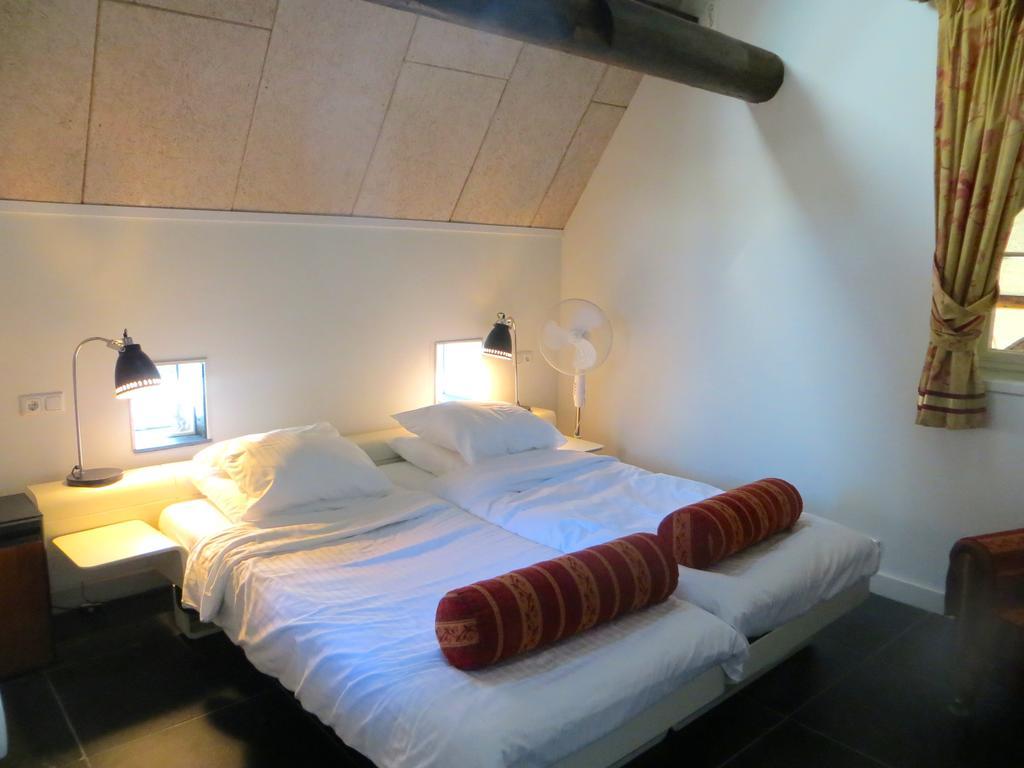 The Black Horse B&B & More Драхтен Номер фото